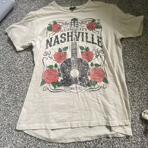 Graphic tee